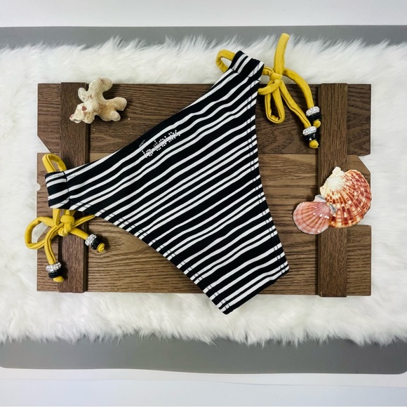 Le Doux Lady Godiva Gold Swim Bottom - Picture 2 of 3